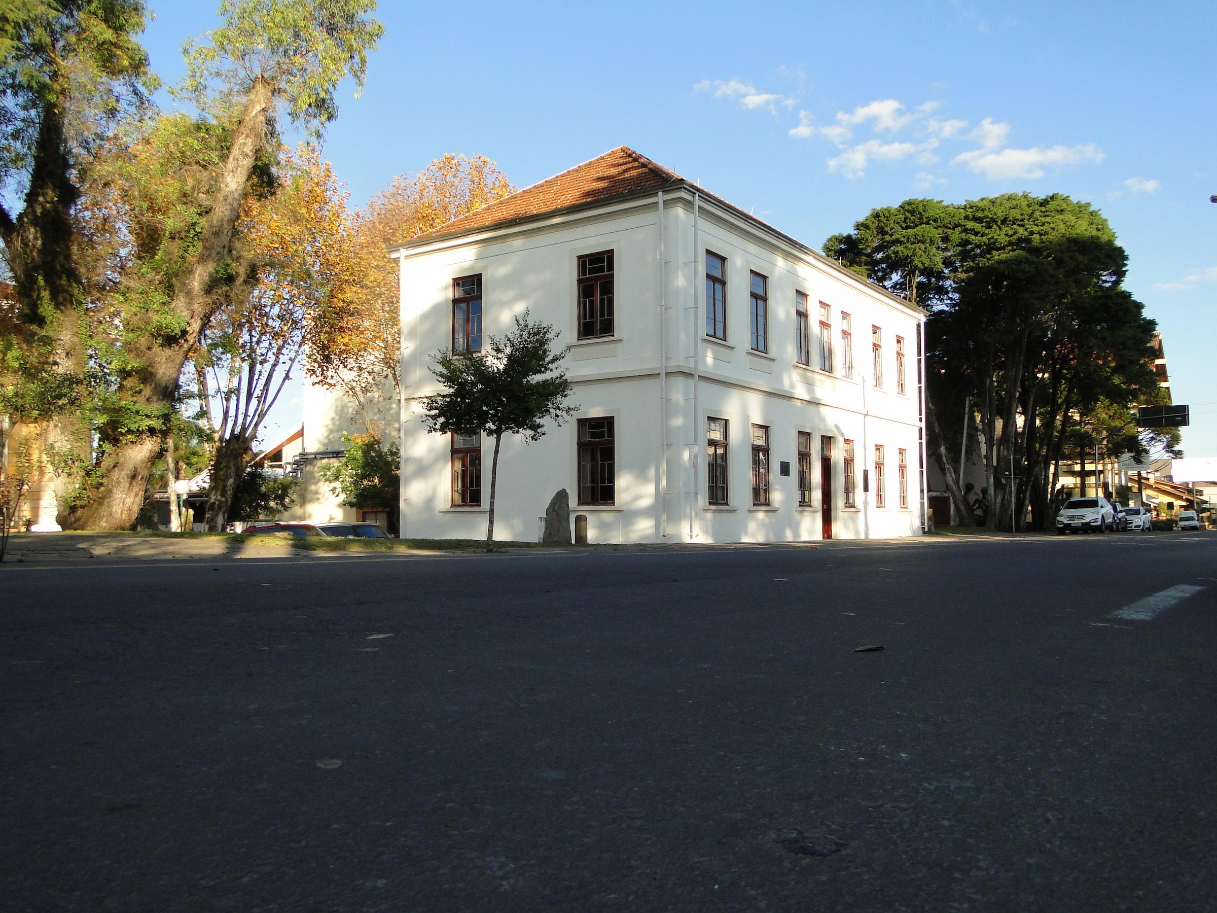 Foto do exterior do prédio do Museu do Imigrante